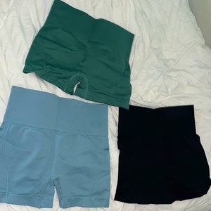 these are soft good quality spandex/biker shorts for working out! *never worn*